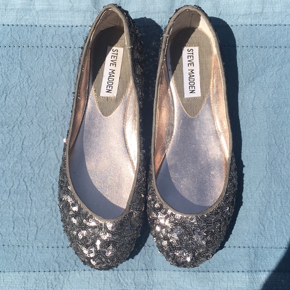 Steve Madden Charcoal Silver Sequin Ballet Flats - Picture 2 of 6